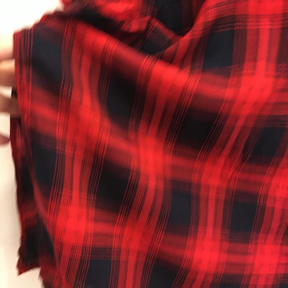 UMGEE black & red button up shirt - Picture 5 of 7